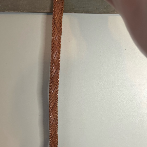 Braided leather belt - Picture 7 of 10